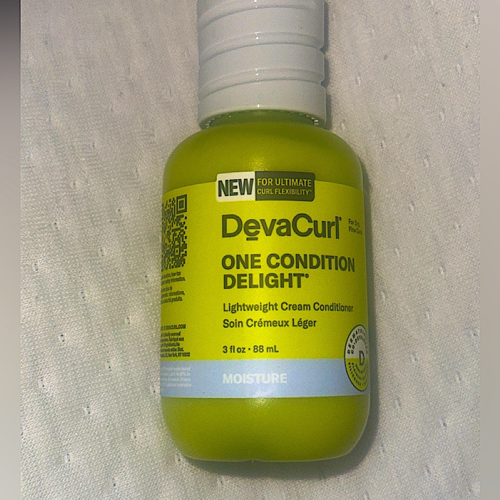 DevaCurl One Condition Delight : MOISTURE. Brand new sealed. Very good product!